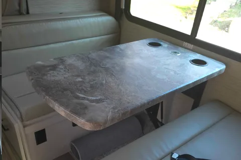 2023 Thor Motor Coach Four Winds Class C