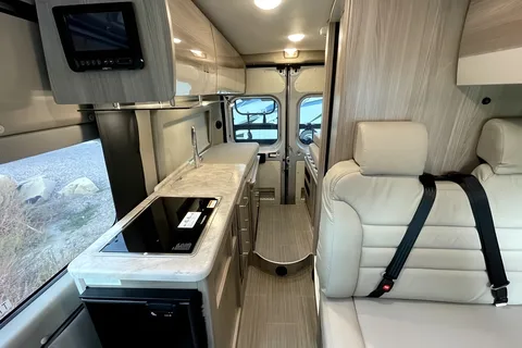 Boots, 2023 Thor Motor Coach Scope Class B