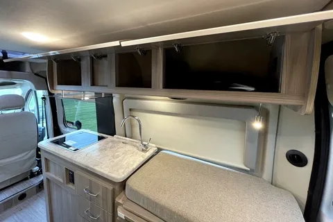 Boots, 2023 Thor Motor Coach Scope Class B