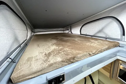 Boots, 2023 Thor Motor Coach Scope Class B
