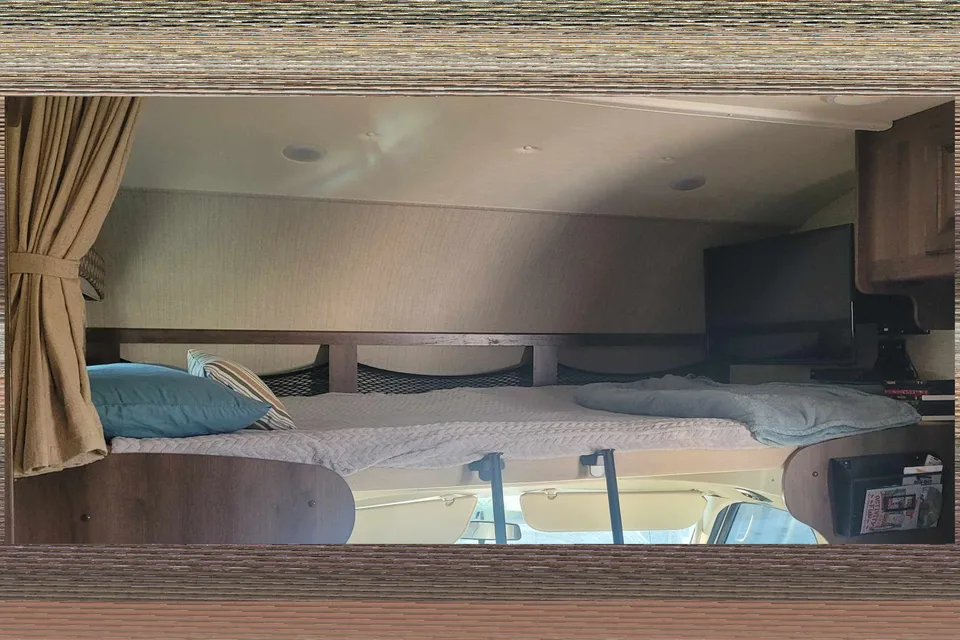 S&J Jayco GreyHawk 31FS Class C