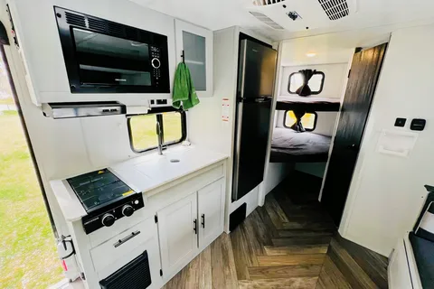 Oscar's Forest River 178bhskx Travel Trailer