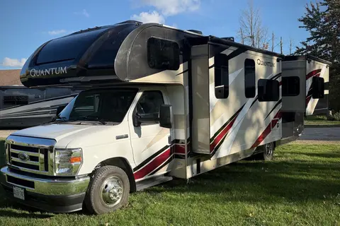 Bob's Thor Motor Coach Quantum Class C