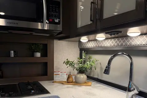 Bob's Thor Motor Coach Quantum Class C