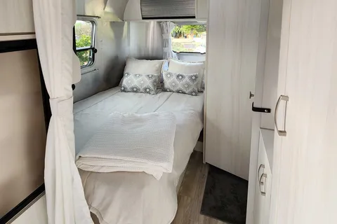 Airstream Bambi 19ft