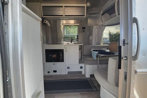 Airstream Bambi 19ft