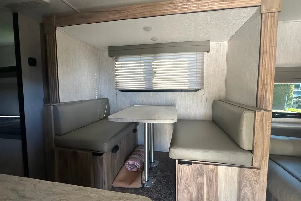 MOSH's Real lite mini trailer