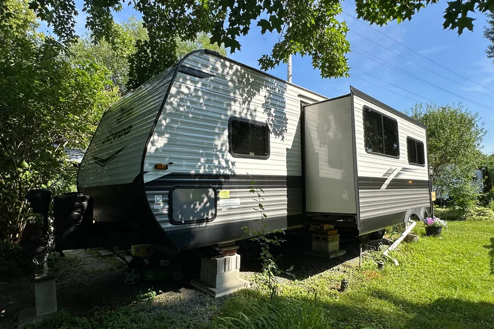 Champs Jayco Jay Flight Travel Trailer