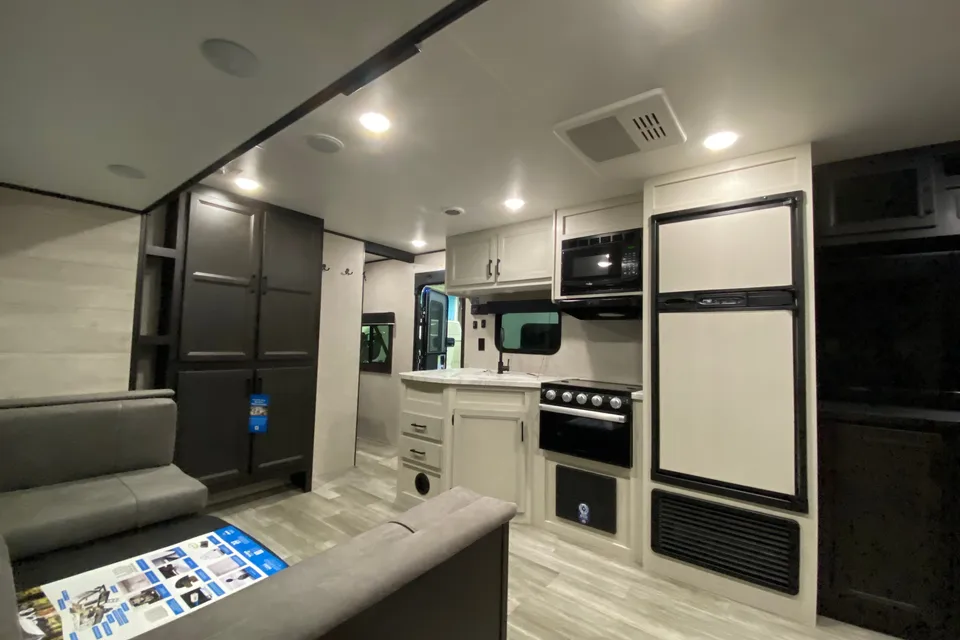 Champs Jayco Jay Flight Travel Trailer