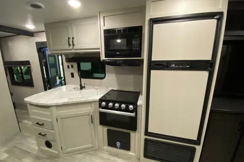 Champs Jayco Jay Flight Travel Trailer