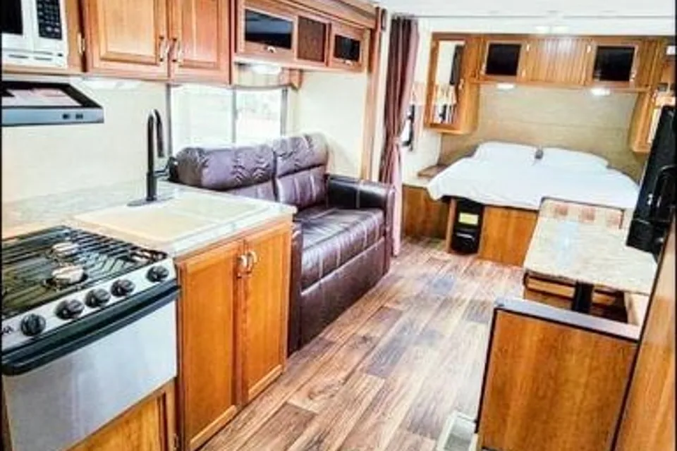2015 Prime time tracer air