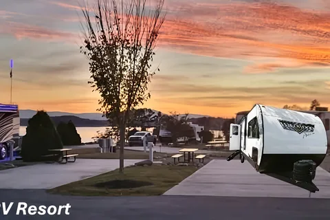 😁BOOK NOW for SUMMER @ Anchor Down RV Resort - 2 PETS STAY FREE⭐⭐⭐⭐⭐