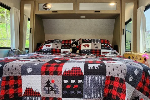 😁BOOK NOW for SUMMER @ Anchor Down RV Resort - 2 PETS STAY FREE⭐⭐⭐⭐⭐