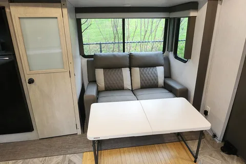 😁BOOK NOW for SUMMER @ Anchor Down RV Resort - 2 PETS STAY FREE⭐⭐⭐⭐⭐