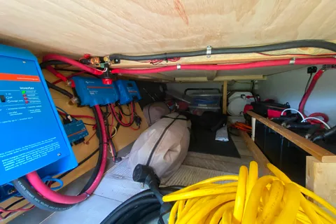 Roulotte Cargo Solaire Sportsmen 250THLE