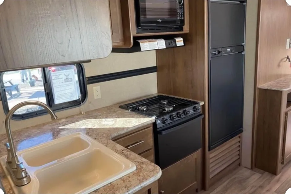 2017 Aspen Trail Bunkhouse