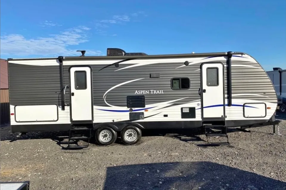 2017 Aspen Trail Bunkhouse
