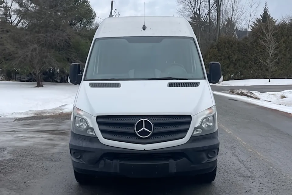 Navire Sprinter Campervan