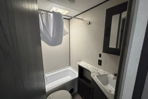 Jordan's Dutchmen Aspen Trail LE Travel Trailer