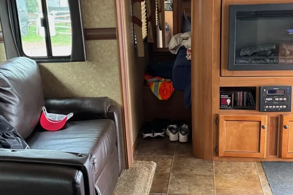 Allan's Crossroads Sunset Trail Travel Trailer