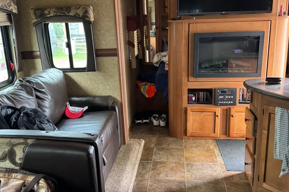 Allan's Crossroads Sunset Trail Travel Trailer
