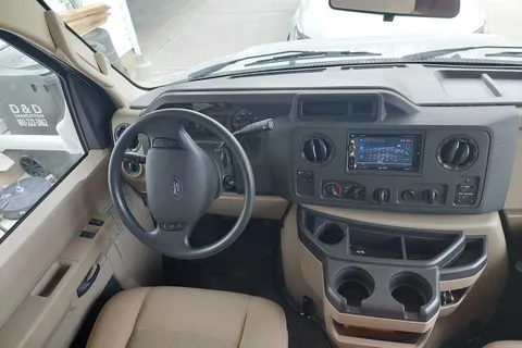 Kevin's Thor Motor Coach Freedom Elite Class C