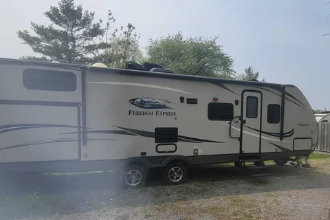 Darrell's Coachmen 292BHDS Travel Trailer