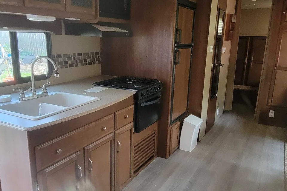 Darrell's Coachmen 292BHDS Travel Trailer