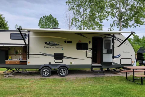 Darrell's Coachmen 292BHDS Travel Trailer