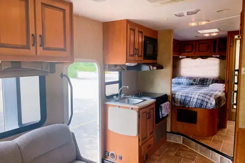Jenny’s  Forest River Sunseeker 