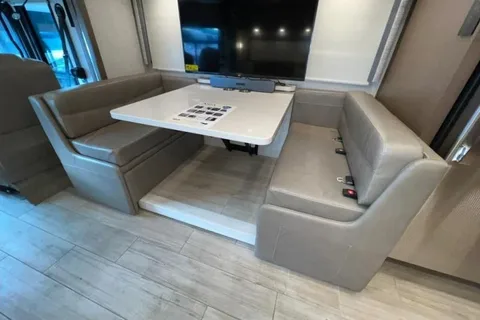 Elegant RV Rentals - Luxury on Wheels a 5 Star Experience