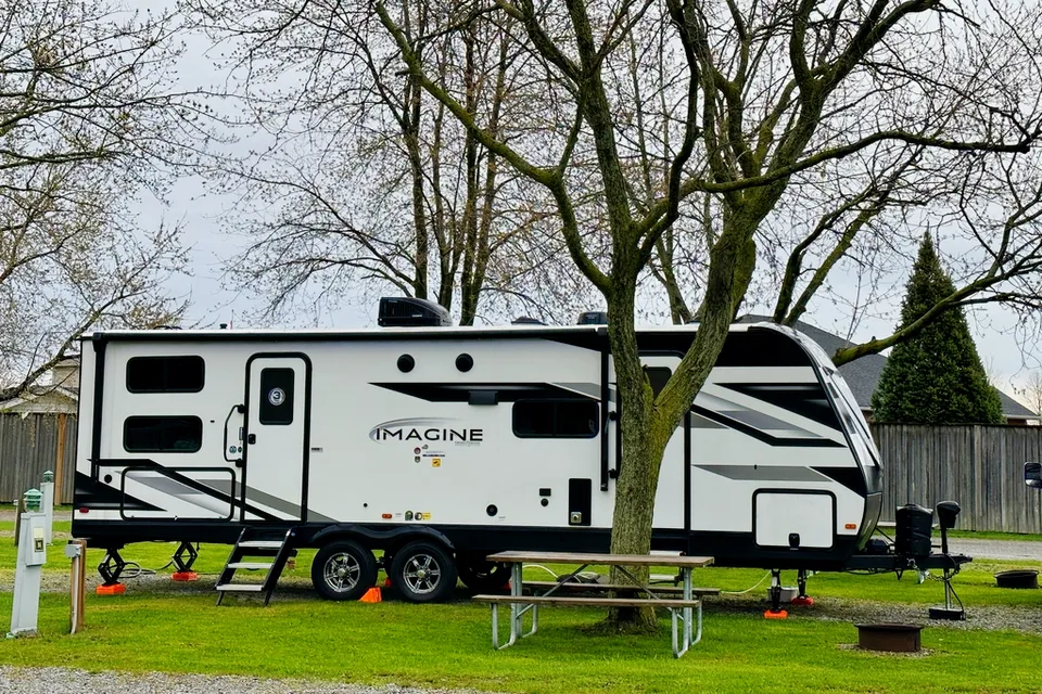 Leisure Seeker-The Imagine 2800BH (Bunk House) by Grand Design