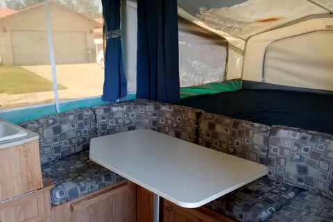 Tony's Palomino Y series Tent Trailer