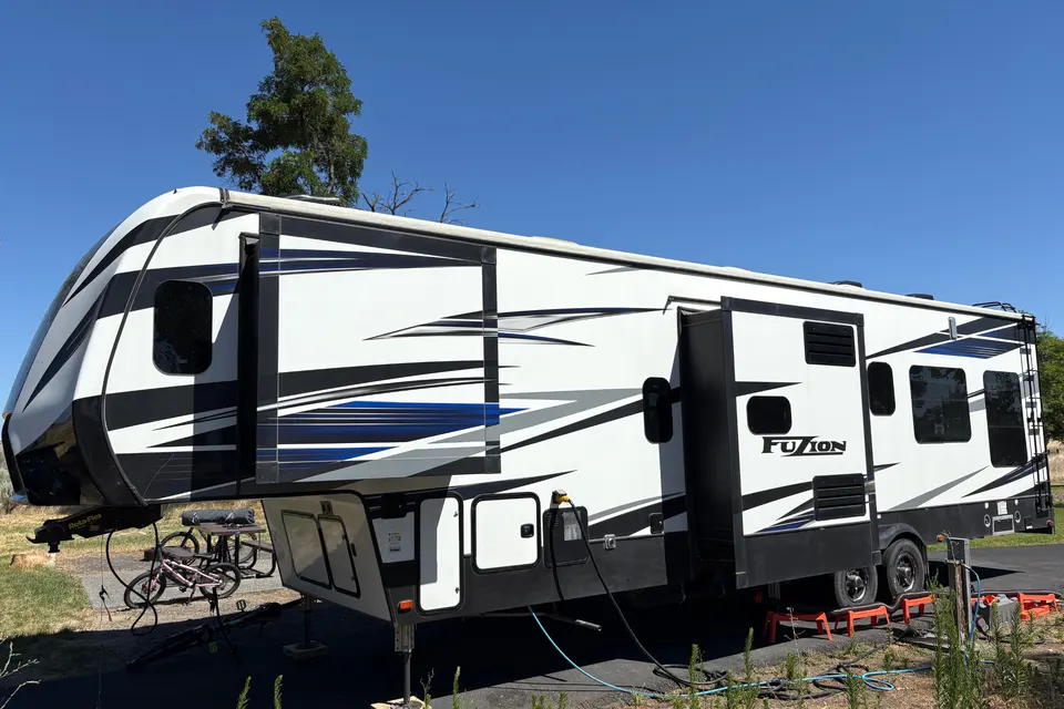 The Adventure Lodge | Luxury Toy Hauler