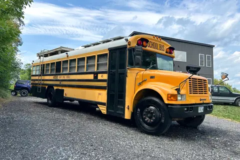 Shenandoah bluebird Skoolie