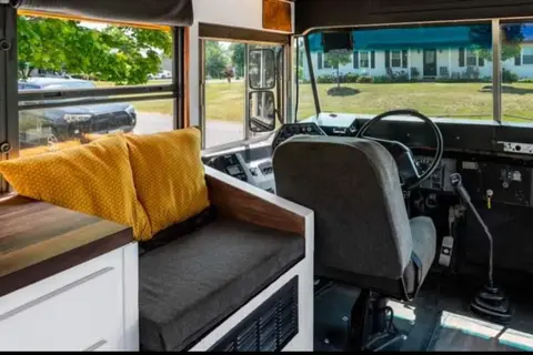 Shenandoah bluebird Skoolie