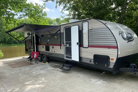 Alex's - Gray Wolf Travel Trailer