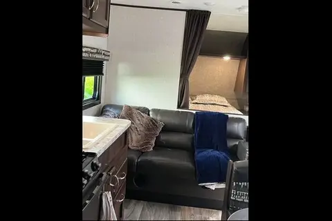 Rive-Sud Jayco couche 10 personnes 26 pieds 