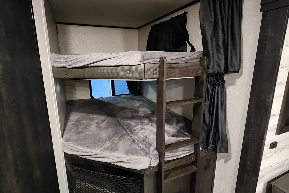 Jayco Jay Feather  Travel Trailer