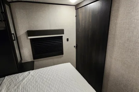Jayco Jay Feather  Travel Trailer