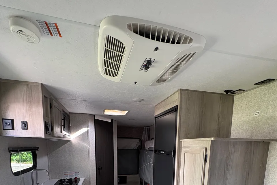 KZ Sportsman Classic Travel Trailer