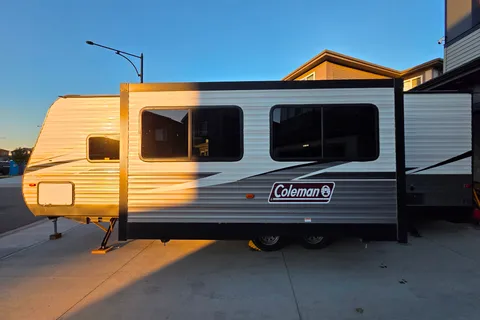 Memo's Coleman Travel Trailer