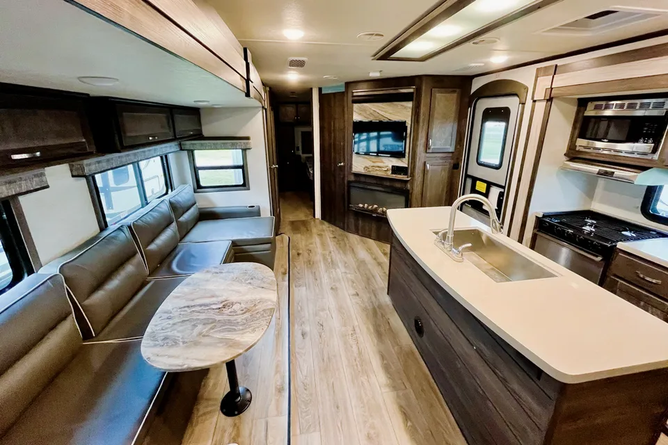 Tyler's Open Range 310BHS Travel Trailer
