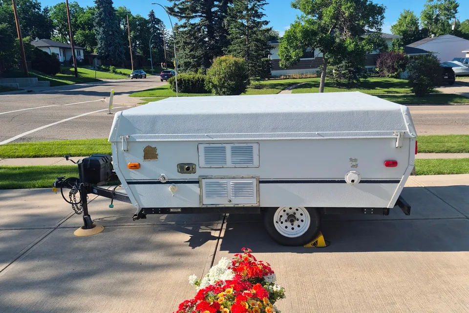 Joe's Fleetwood Tucson Tent Trailer