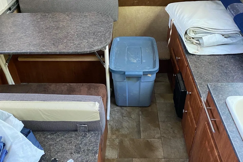 Miranda's Jayco 1207 Tent Trailer