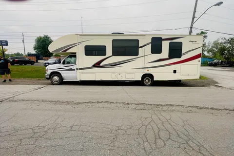 Jeremy's Jayco Redhawk Class C