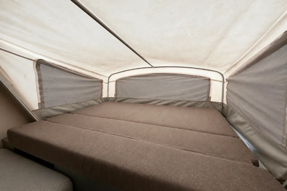 R-Vision Hybrid Cozy Cruiser