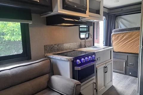 2020 Jayco X17Z Hybrid in London, ON