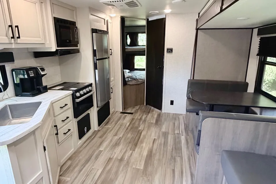 Kelsey’s Jayco Open Range 26BHS Travel Trailer