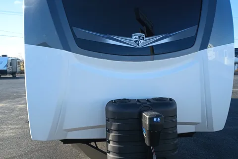Tate and Allison's Venture SportsTrek Touring Edition Travel Trailer